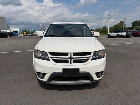 Used 2015 Dodge Journey R/T w/ Flexible Seating Group FWD image 2