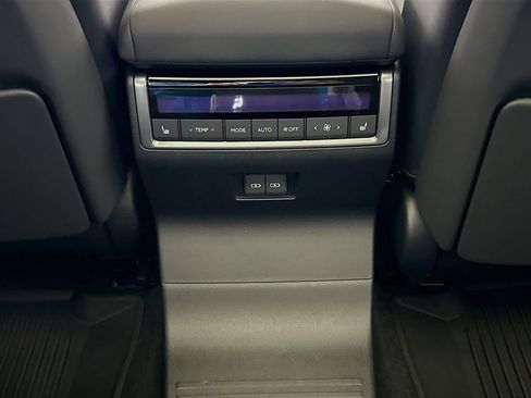 Certified 2025 Lexus GX 550 w/ Accessory Package (2T) AWD/4WD image 27