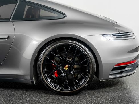 Used 2023 Porsche 911 Carrera 4 GTS image 17