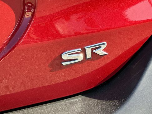 Used 2020 Nissan Kicks SR w/ SR Premium Package FWD image 26