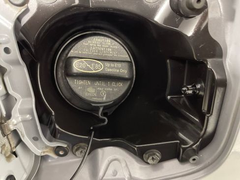 Certified 2020 Toyota Tacoma TRD Off-Road w/ Technology Package image 30