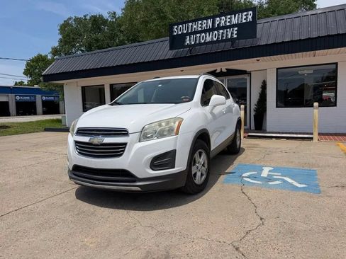Used 2015 Chevrolet Trax LT w/ LT Plus Package AWD/4WD image 1