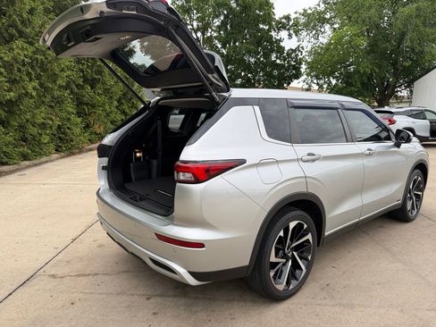 Used 2022 Mitsubishi Outlander SE AWD/4WD image 32