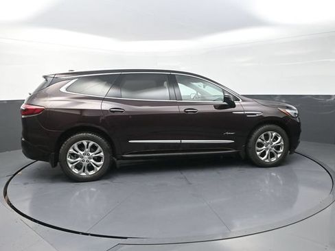 Used 2020 Buick Enclave Avenir w/ Avenir Technology Package AWD/4WD image 9