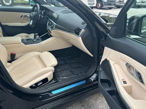 Used 2022 BMW 330i Sedan w/ Driving Assistance Package RWD image 33