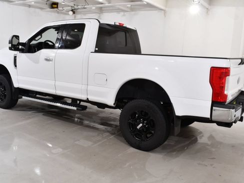Used 2017 Ford F350 XLT AWD/4WD image 15