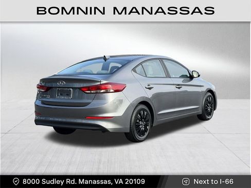 Used 2017 Hyundai Elantra SE image 6