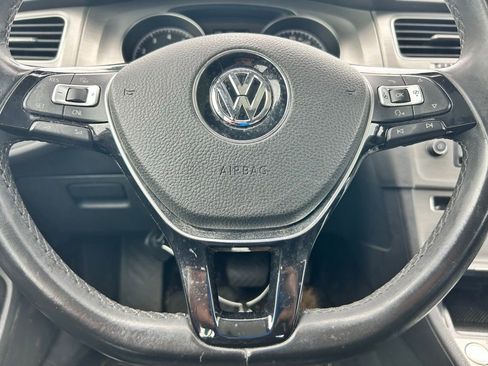 Used 2016 Volkswagen Golf SE FWD image 23