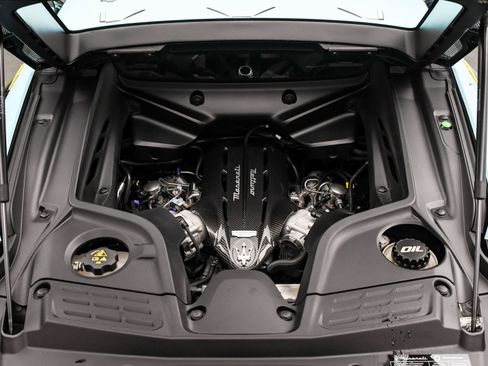 New 2025 Maserati MC20 Coupe RWD image 38