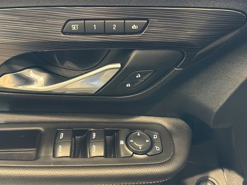 Used 2018 GMC Terrain SLT w/ Preferred Package image 23