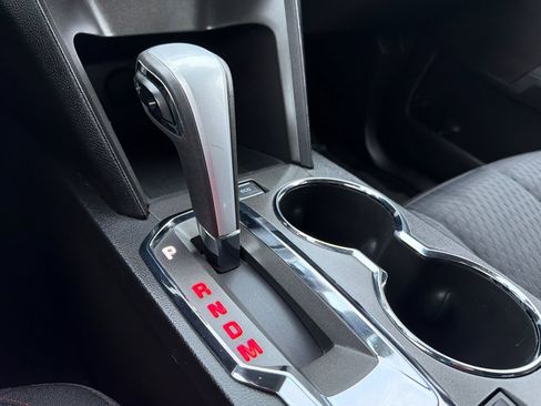 Used 2012 GMC Terrain SLE image 18