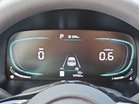 Certified 2025 Kia Soul S image 31