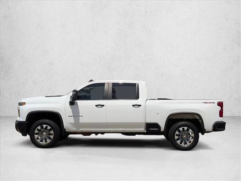 Used 2024 Chevrolet Silverado 2500 Custom w/ Custom Convenience Package AWD/4WD image 8