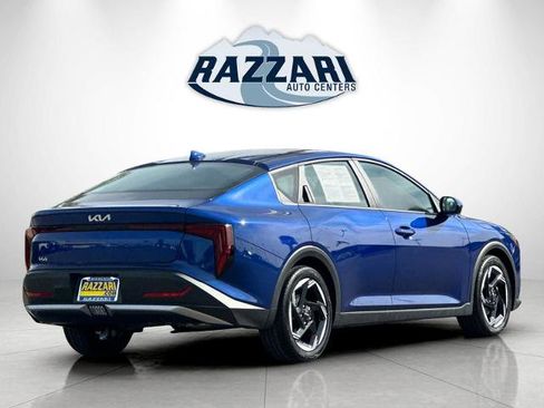 Used 2025 Kia K4 EX FWD image 3