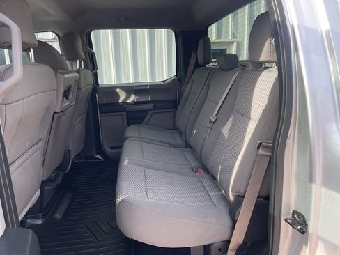 Used 2017 Ford F250 XLT w/ XLT Premium Package image 9