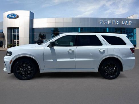 Used 2024 Dodge Durango SXT w/ SXT Blacktop Group RWD image 2