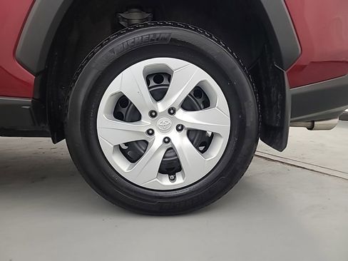 Used 2023 Toyota RAV4 LE image 11