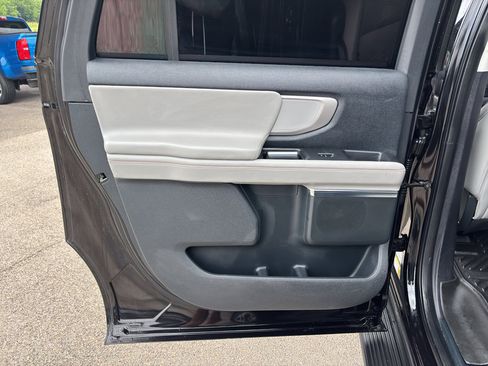 Used 2025 Ford Expedition Max Active RWD image 14