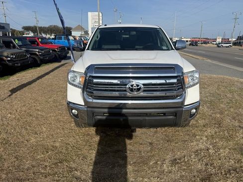 Used 2016 Toyota Tundra SR5 image 2