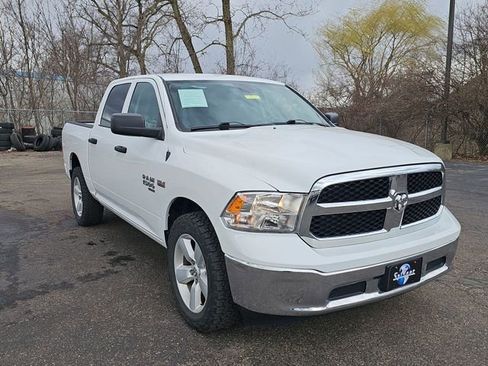 Used 2022 RAM 1500 Classic SLT image 10