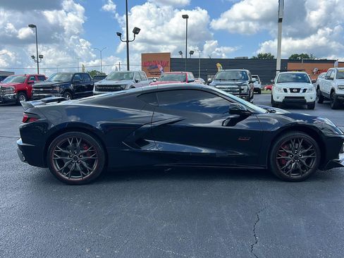 Used 2023 Chevrolet Corvette Stingray Premium Cpe w/ Z51 Performance Package RWD image 6
