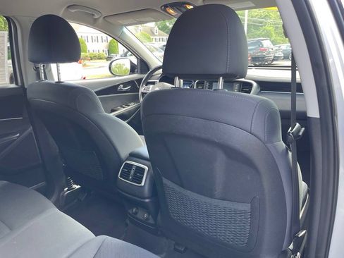 Used 2020 Kia Sorento LX w/ LX I4 Convenience Package AWD/4WD image 20