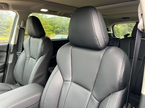 New 2025 Subaru Ascent Bronze Edition image 15