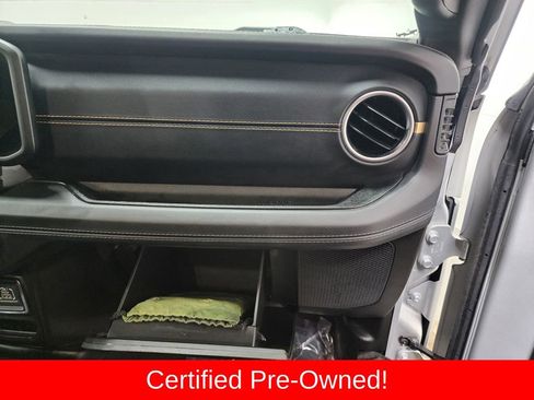 Certified 2024 Jeep Wrangler Unlimited Sahara w/ Technology Group AWD/4WD image 32