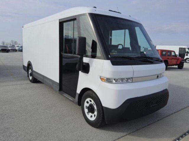 Used 2024 Chevrolet Brightdrop 600 w/ Commercial Equipment Package AWD/4WD image 2