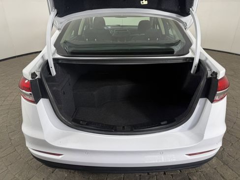 Used 2020 Ford Fusion SE FWD image 7