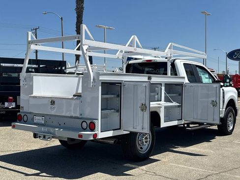 New 2025 Ford F350 XL w/ XL Chrome Package image 24