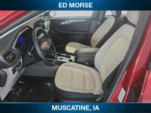 New 2025 Ford Escape Active w/ Active Premium Tech Pack image 9