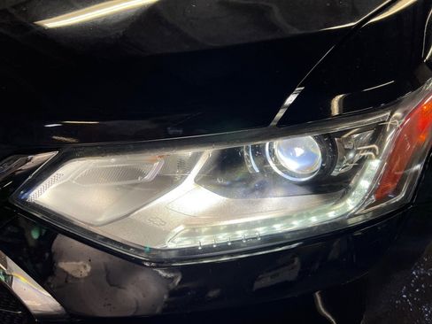 Used 2018 Chevrolet Traverse LT image 30