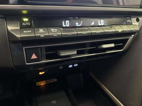 Used 2025 Toyota Camry LE w/ Convenience Package FWD image 23