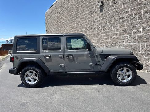 Used 2021 Jeep Wrangler Unlimited Sport AWD/4WD image 6