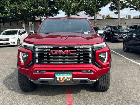 Used 2023 GMC Canyon Denali AWD/4WD image 6