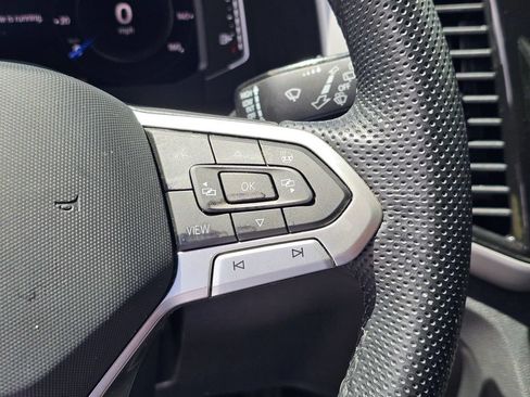 Used 2023 Volkswagen Atlas SEL R-Line AWD/4WD image 29