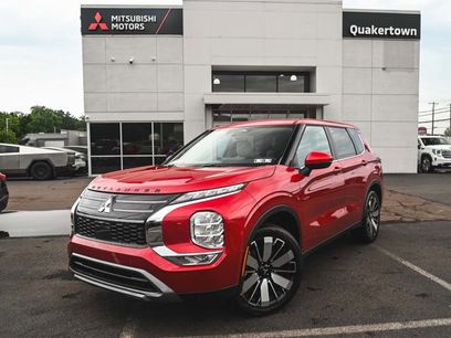 New 2025 Mitsubishi Outlander SE