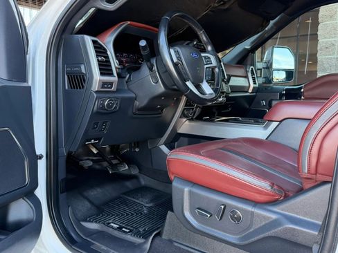 Used 2022 Ford F250 Platinum w/ Tremor Off-Road Package AWD/4WD image 57