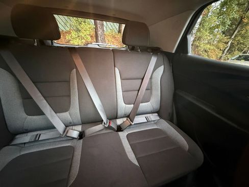 Used 2025 Chevrolet TrailBlazer LT image 39