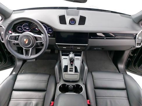 Used 2019 Porsche Cayenne image 11