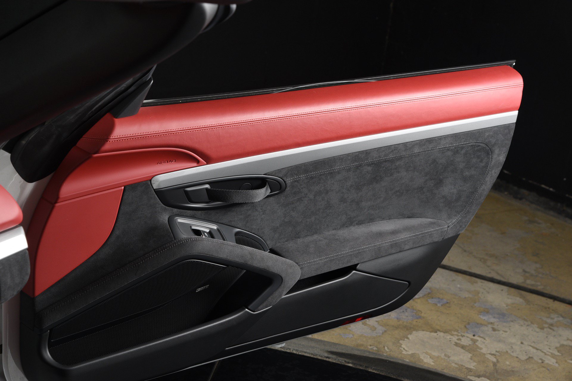 Used 2016 Porsche Boxster Spyder RWD image 23