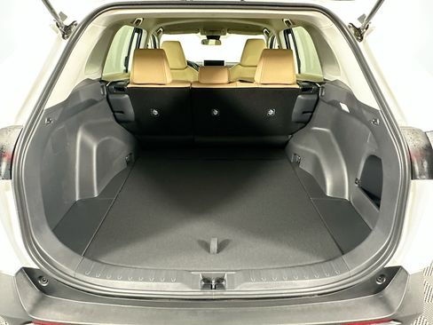 Used 2025 Toyota RAV4 LE image 28