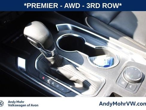 Used 2023 Chevrolet Traverse Premier w/ Redline Edition AWD/4WD image 46