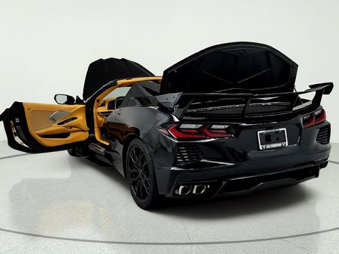 Certified 2023 Chevrolet Corvette Stingray Premium Conv w/ Z51 Performance Package RWD image 11