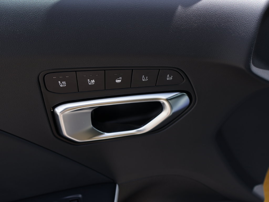 New 2026 Kia K4 GT-Line w/ GT-Line Premium Package FWD image 17