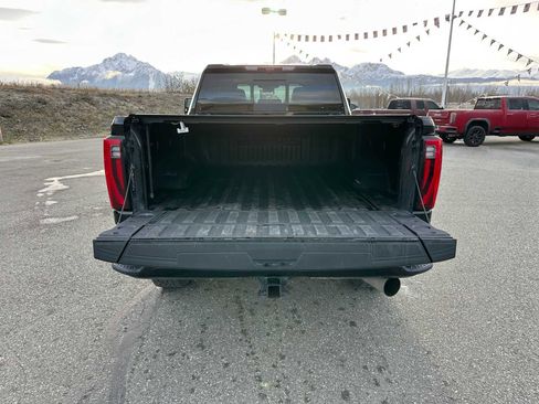 Used 2024 GMC Sierra 2500 Denali w/ Denali Reserve Package image 14