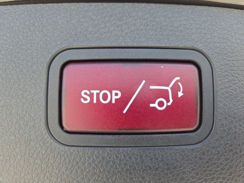 Used 2020 Mercedes-Benz GLA 250 4MATIC image 18