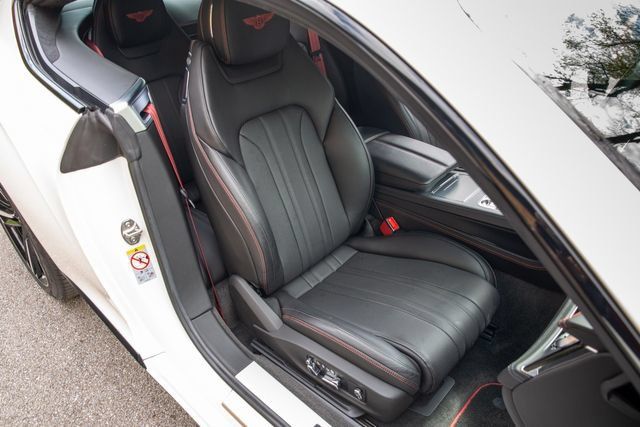 Used 2022 Bentley Continental GT AWD/4WD image 32