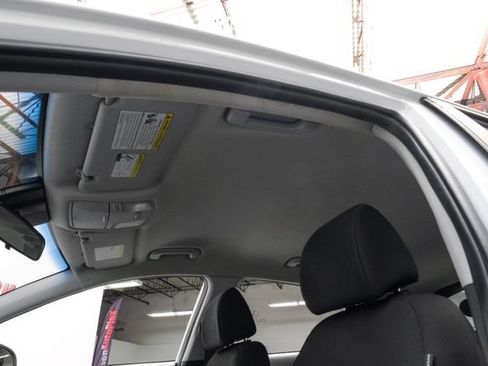 Used 2021 Hyundai Kona SE FWD image 35